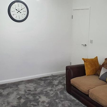 Exquisite And Modern 2 Bed Maisonette Harmondsworth Exteriér fotografie