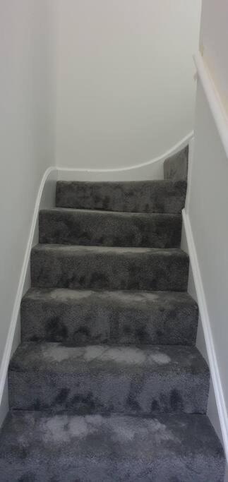 Exquisite And Modern 2 Bed Maisonette Harmondsworth Exteriér fotografie