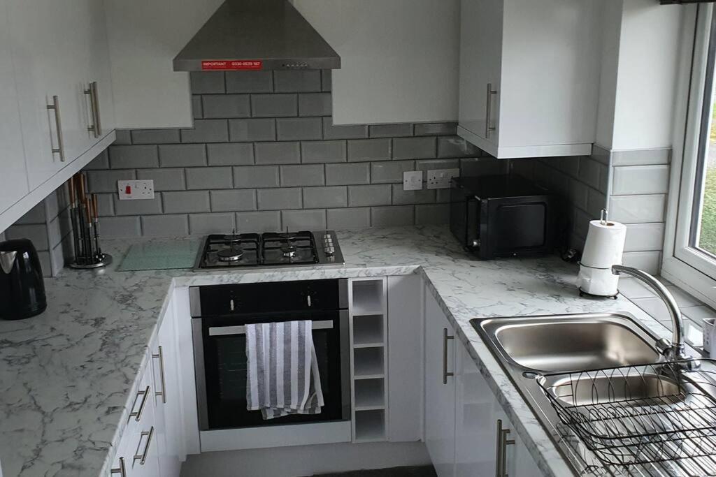 Exquisite And Modern 2 Bed Maisonette Harmondsworth Exteriér fotografie