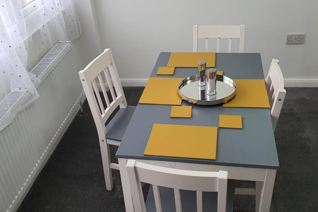 Exquisite And Modern 2 Bed Maisonette Harmondsworth Exteriér fotografie