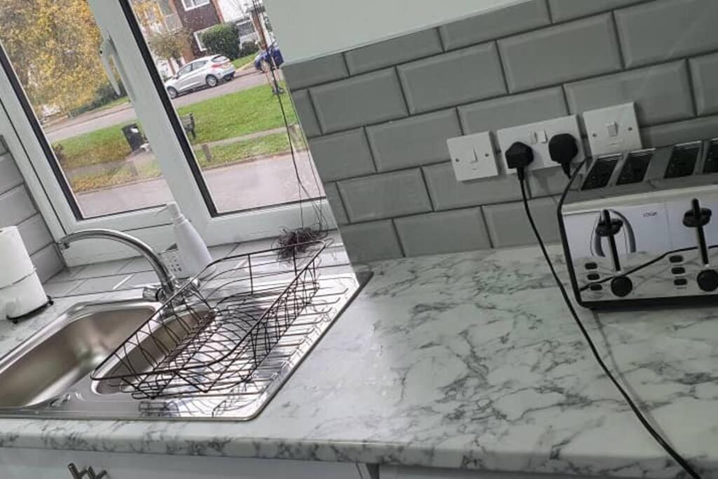 Exquisite And Modern 2 Bed Maisonette Harmondsworth Exteriér fotografie